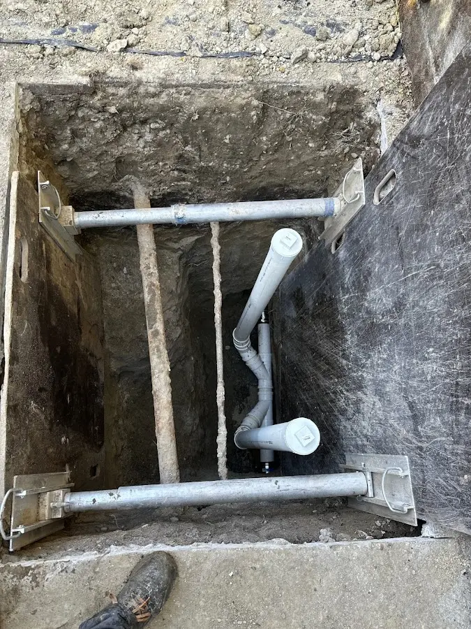 Experienced plumber completing Gas Line Repair work in South Whittier